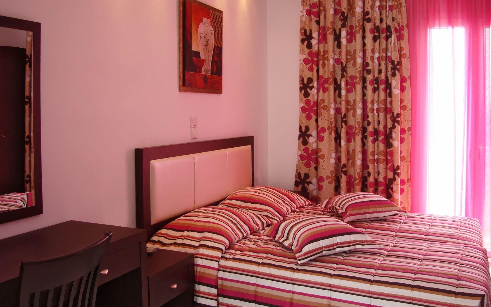 Elena Studios & Suites ออร์นอส ภายนอก รูปภาพ