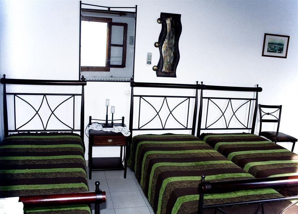 Elena Studios & Suites ออร์นอส ภายนอก รูปภาพ